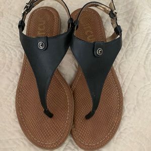 Like new with box Sam Edelman Circus NY Women's Carolina Flat Sandal